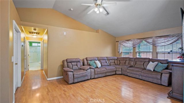 19070 Ravenhill, Hidden Valley Lake, CA 95467