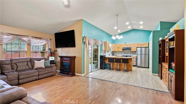 19070 Ravenhill, Hidden Valley Lake, CA 95467