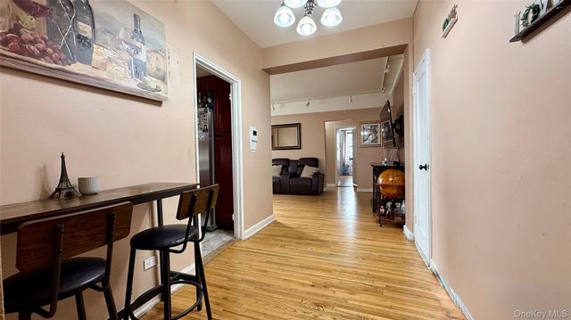 11225 34th Avenue G, Corona, NY 11368