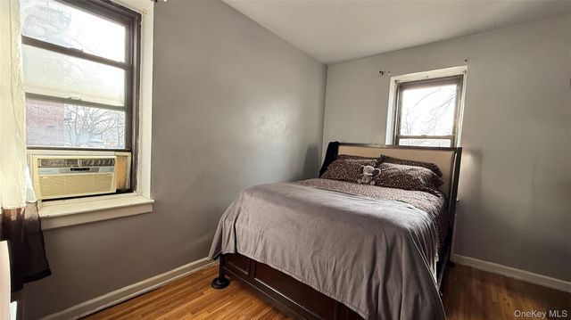 11225 34th Avenue G, Corona, NY 11368