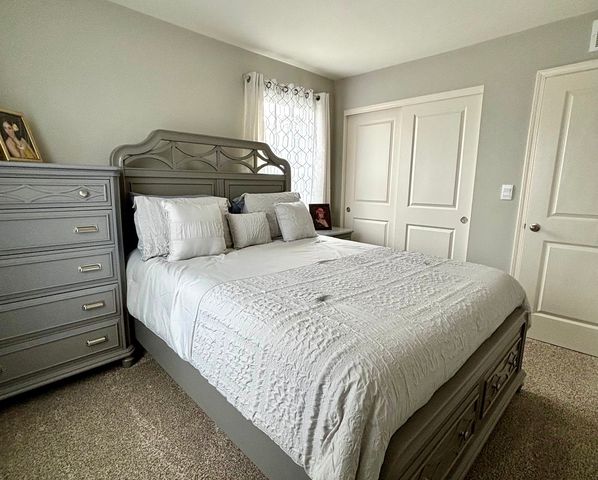 4 International Way, Joliet, IL 60436