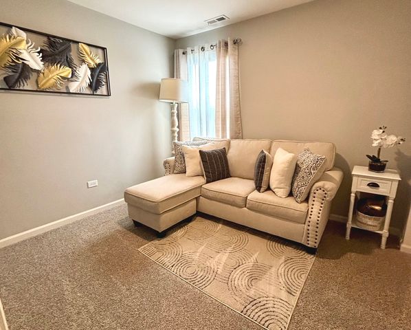 4 International Way, Joliet, IL 60436