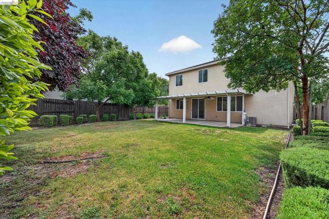 24 Mandrake Court, Oakley, CA 94561