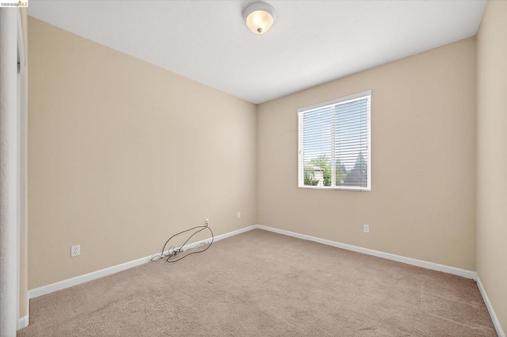 Image 21 of property listing at 24 Mandrake Court, Oakley, CA 94561