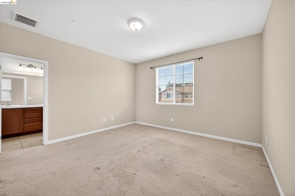 Image 26 of property listing at 24 Mandrake Court, Oakley, CA 94561