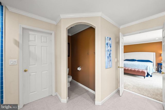 2146 BERNAYS DR, York, PA 17404