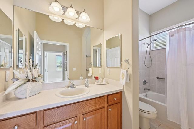 1013 CHELSEA GREENS COURT, Sun City Center, FL 33573