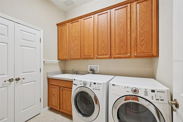 1013 CHELSEA GREENS COURT, Sun City Center, FL 33573