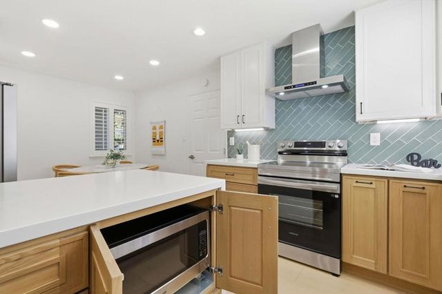 1818 Frobisher Way, San Jose, CA 95124