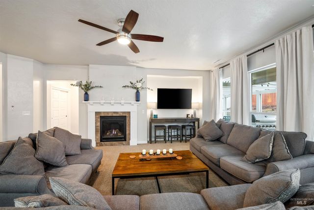 11923 W Hiawatha Drive, Boise, ID 83709