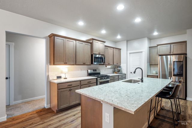 11923 W Hiawatha Drive, Boise, ID 83709