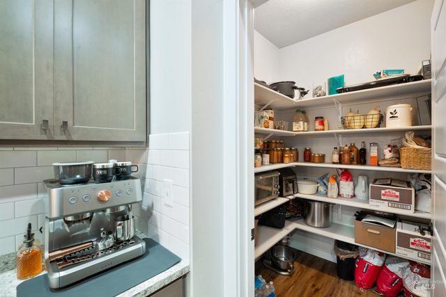 11923 W Hiawatha Drive, Boise, ID 83709