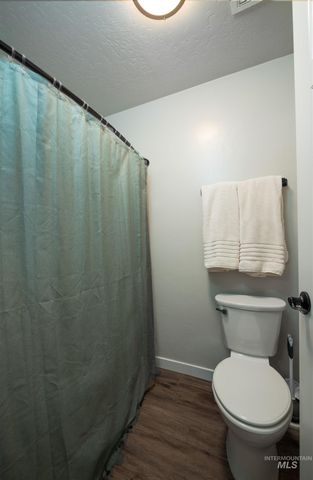 11923 W Hiawatha Drive, Boise, ID 83709