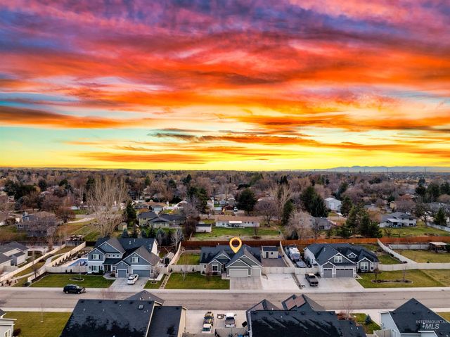 11923 W Hiawatha Drive, Boise, ID 83709