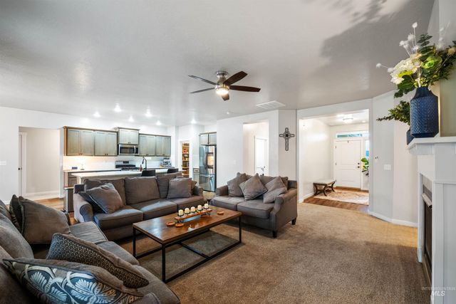 11923 W Hiawatha Drive, Boise, ID 83709