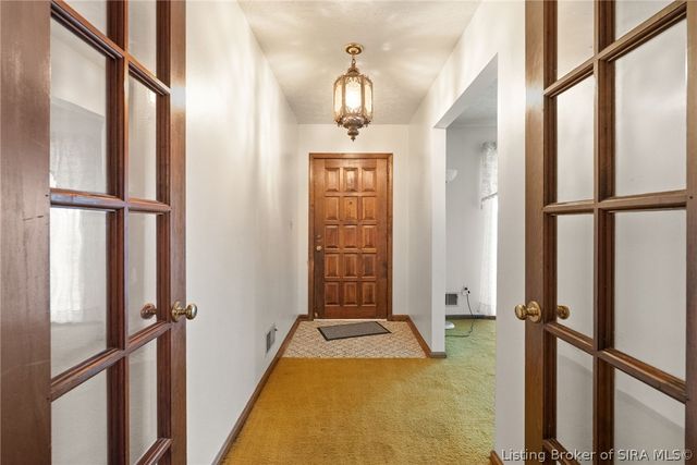 6812 Corydon Ridge Road, Georgetown, IN 47122