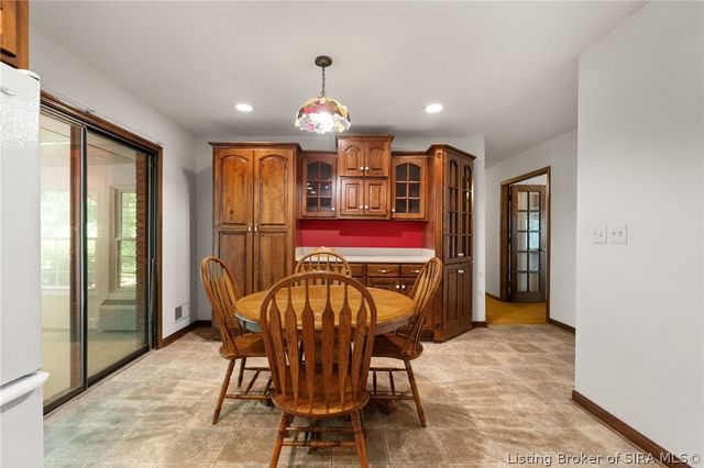 6812 Corydon Ridge Road, Georgetown, IN 47122