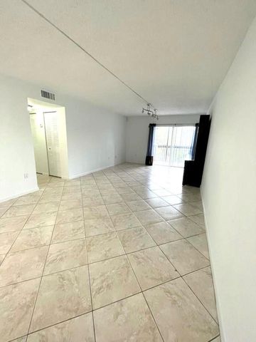 711 N PINE ISLAND Road 305, Plantation, FL 33324