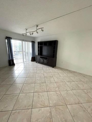 711 N PINE ISLAND Road 305, Plantation, FL 33324