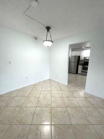 711 N PINE ISLAND Road 305, Plantation, FL 33324