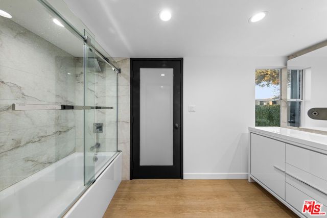 5690 Hill Oak Drive, Los Angeles, CA 90068