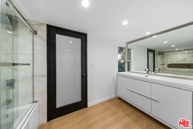 5690 Hill Oak Drive, Los Angeles, CA 90068