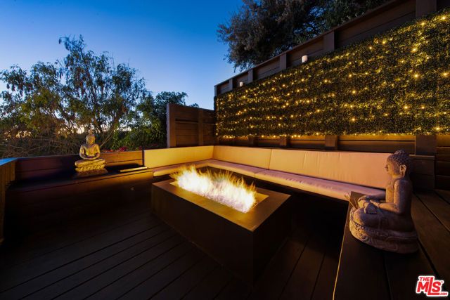 5690 Hill Oak Drive, Los Angeles, CA 90068