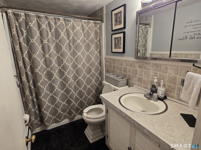 15 Grant Avenue, Plainville, CT 06062