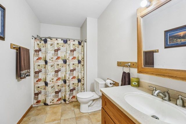 W11590 County Road J, Lodi, WI 53555