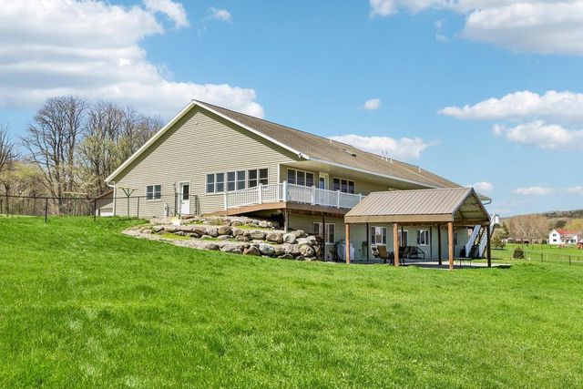W11590 County Road J, Lodi, WI 53555