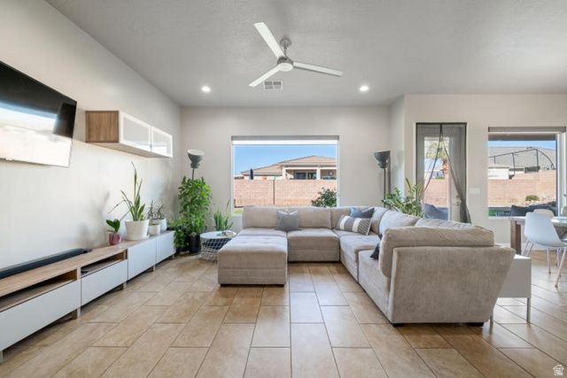 2839 E HORSEMAN DR, St. George, UT 84790