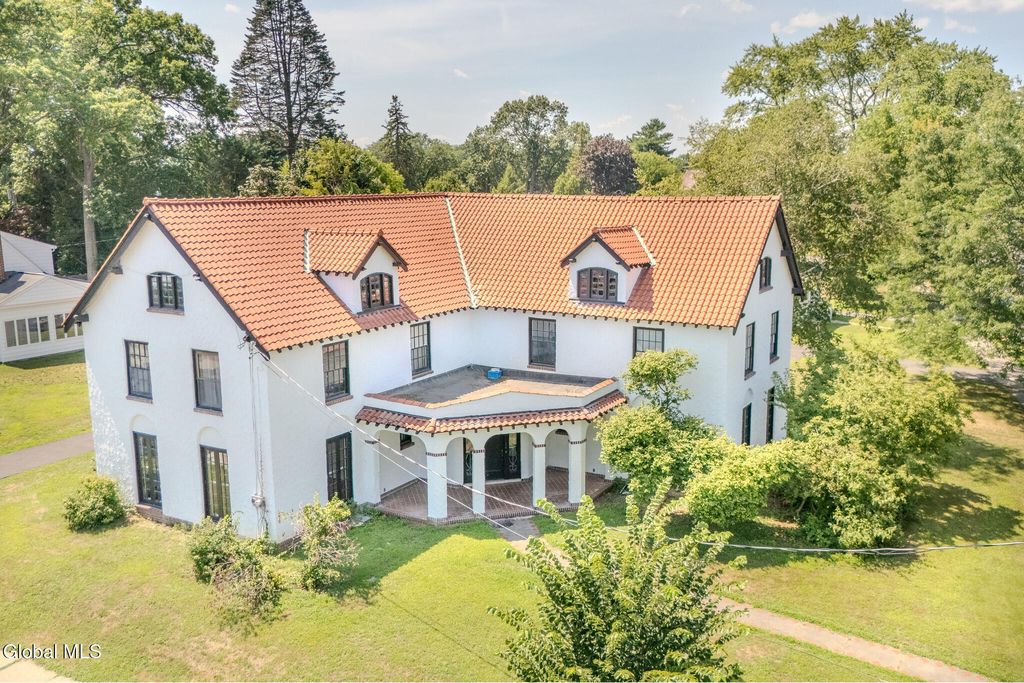 716 Western Avenue, Albany, NY 12203