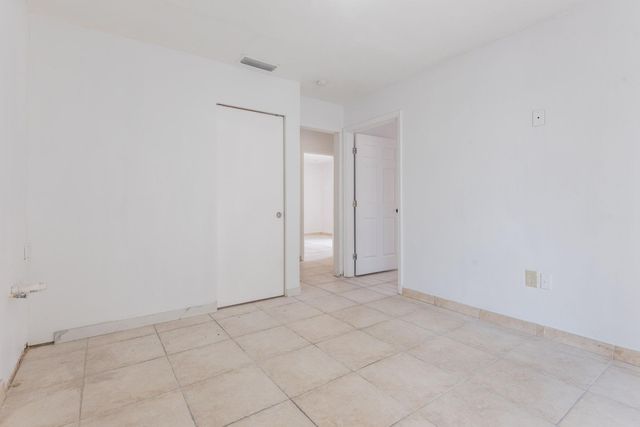 8424 SW 102nd Pl, Miami, FL 33173
