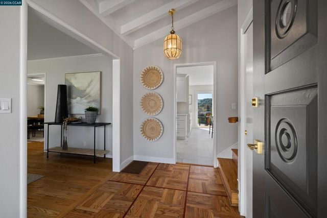 1020 1020 Sanders Dr, Moraga, CA 94556