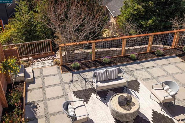 1020 1020 Sanders Dr, Moraga, CA 94556