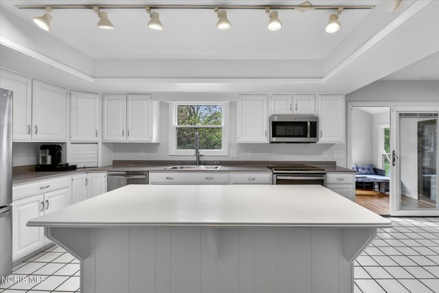 3001 Secretariat Road, Ottawa Hills, OH 43615