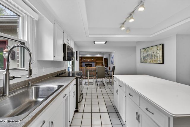 3001 Secretariat Road, Ottawa Hills, OH 43615