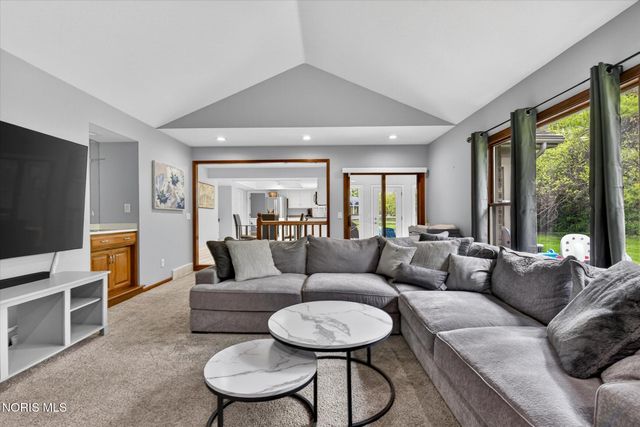 3001 Secretariat Road, Ottawa Hills, OH 43615