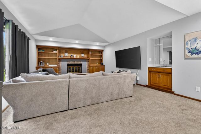 3001 Secretariat Road, Ottawa Hills, OH 43615