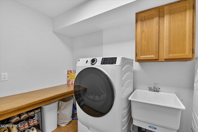 3001 Secretariat Road, Ottawa Hills, OH 43615