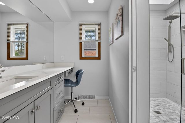3001 Secretariat Road, Ottawa Hills, OH 43615