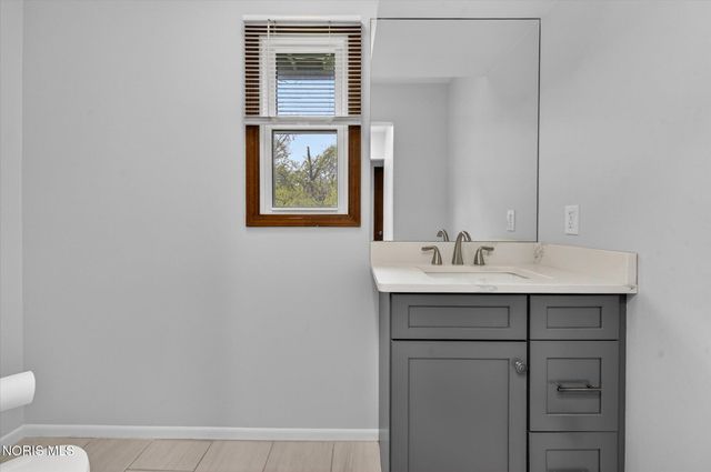 3001 Secretariat Road, Ottawa Hills, OH 43615