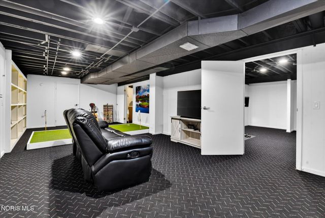 3001 Secretariat Road, Ottawa Hills, OH 43615