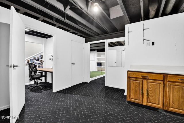 3001 Secretariat Road, Ottawa Hills, OH 43615