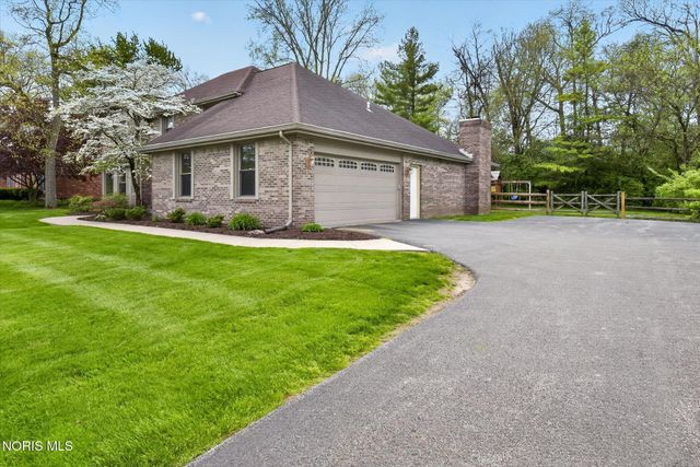 3001 Secretariat Road, Ottawa Hills, OH 43615