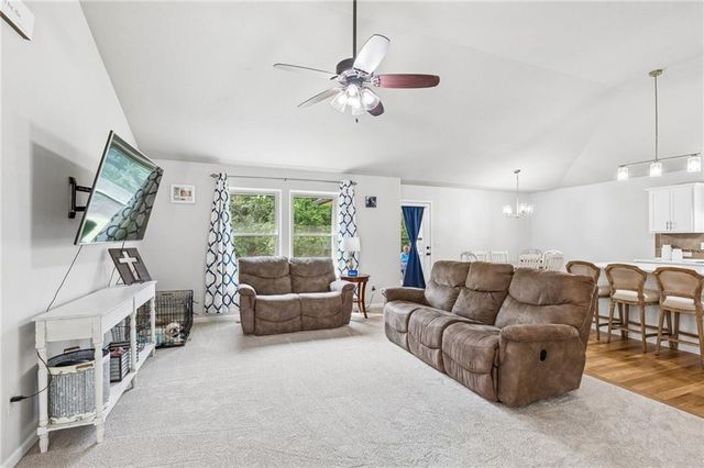 15335 NW 131st Street, Platte City, MO 64079