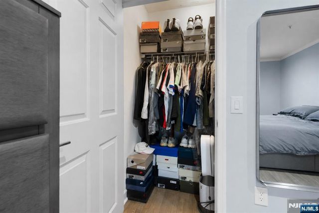 148 The Promenade, Edgewater, NJ 07020