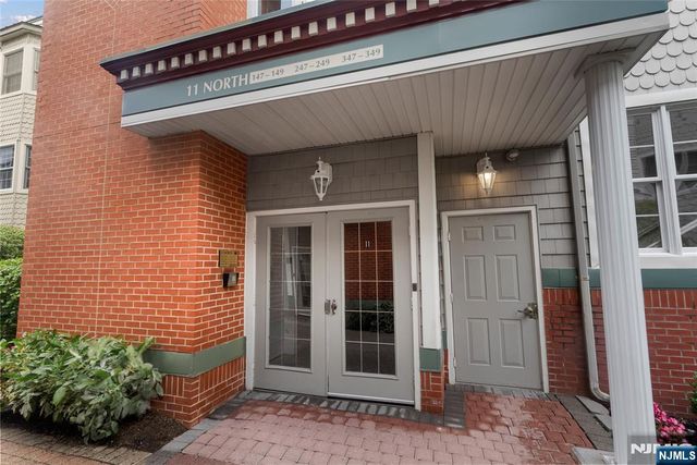 148 The Promenade, Edgewater, NJ 07020