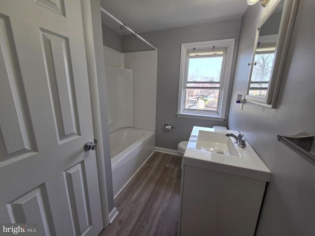 811 COPPOCK LN, Springfield, PA 19064