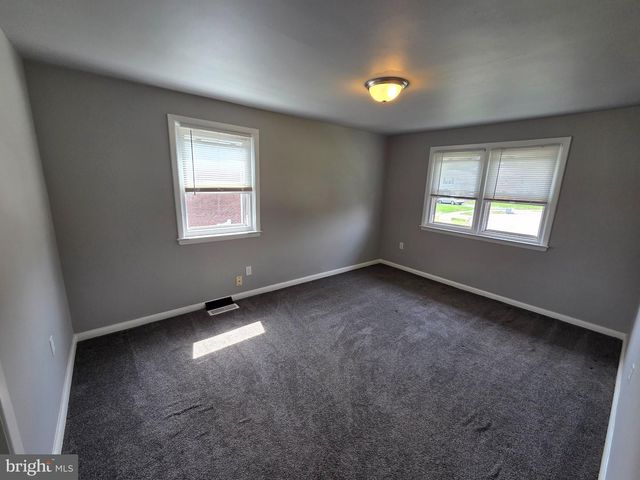 811 COPPOCK LN, Springfield, PA 19064